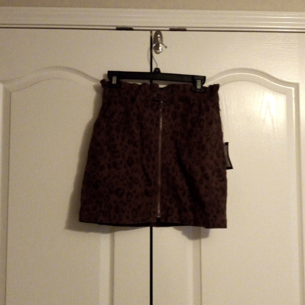 Universal Thread Mini Skirt Size 10